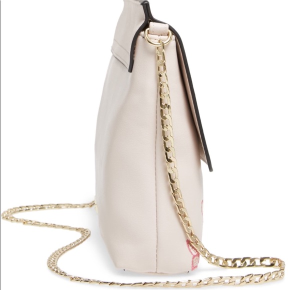 💐 TOPSHOP Floral Embroidered Faux Leather Purse - Picture 9 of 9